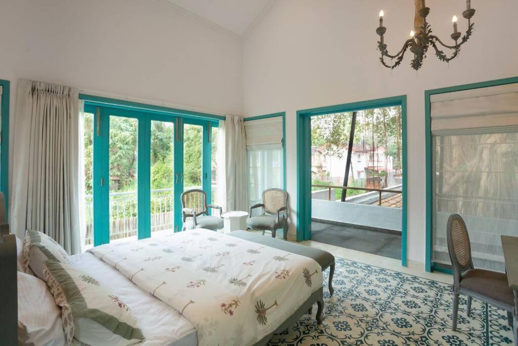 White Banyan Beach Villa, Candolim By The Acacia Villas Zewnętrze zdjęcie